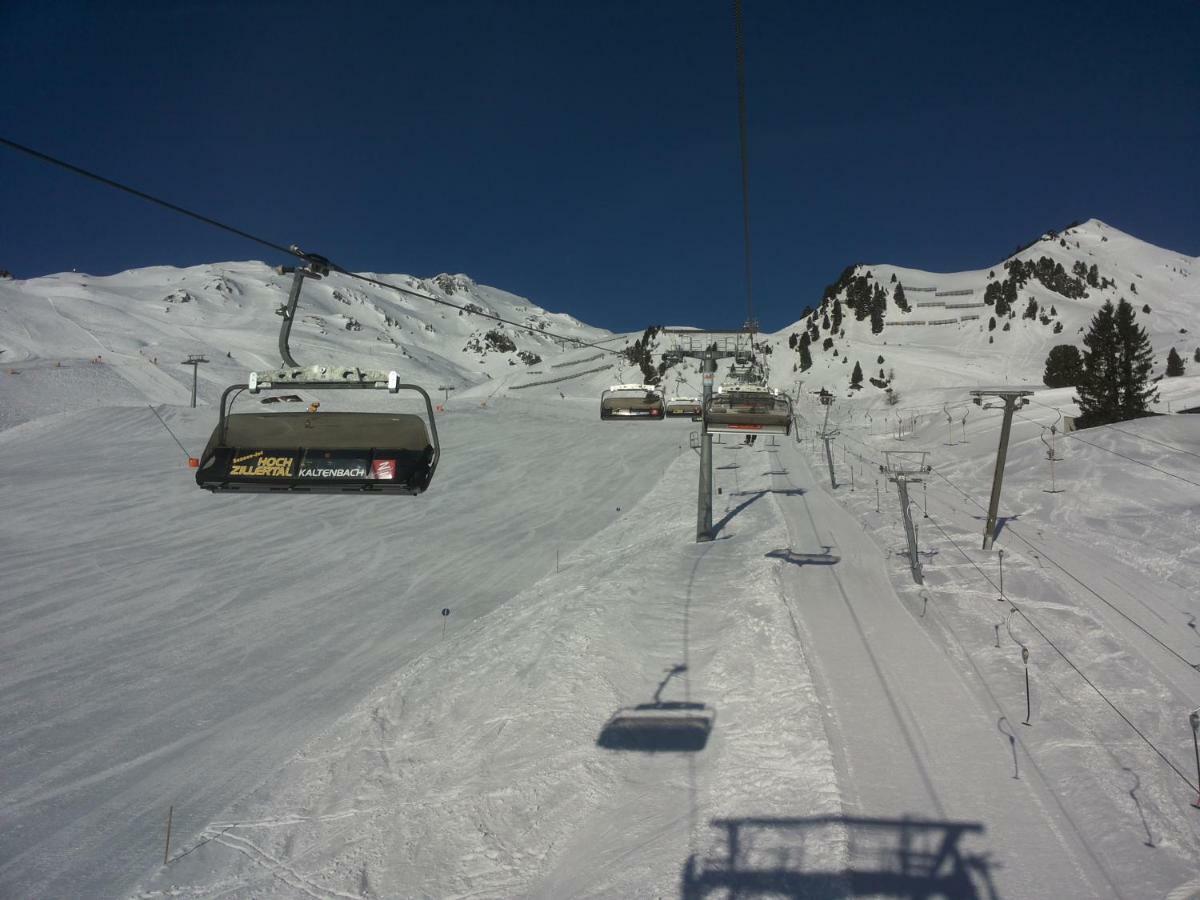 Studio Hochzillertal Mit Sauna & E-Ladestation Apartment Рид им Цилертал Екстериор снимка